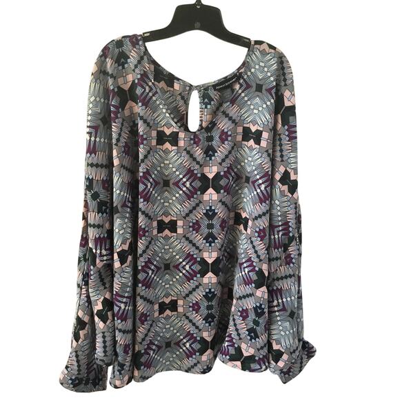 Ashley Stewart Poncho Style Blouse Geometric Print size 26/28 - Picture 1 of 5